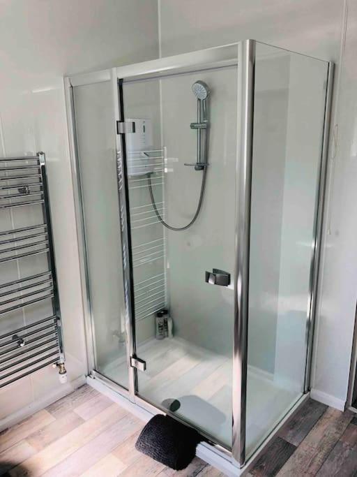 Fraser House - City Centre - Free Parking Villa Inverness Esterno foto